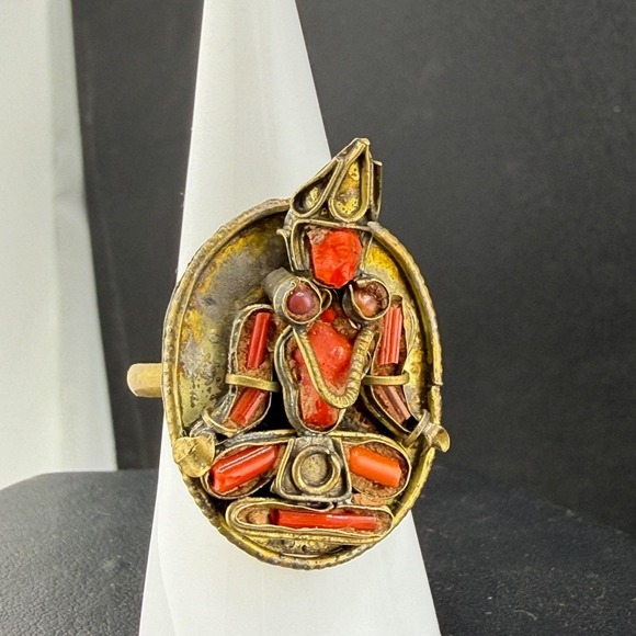 Estate Jewelry - Vintage Coral Ring Brass Tibetan Buddha Ethnic Size 8
